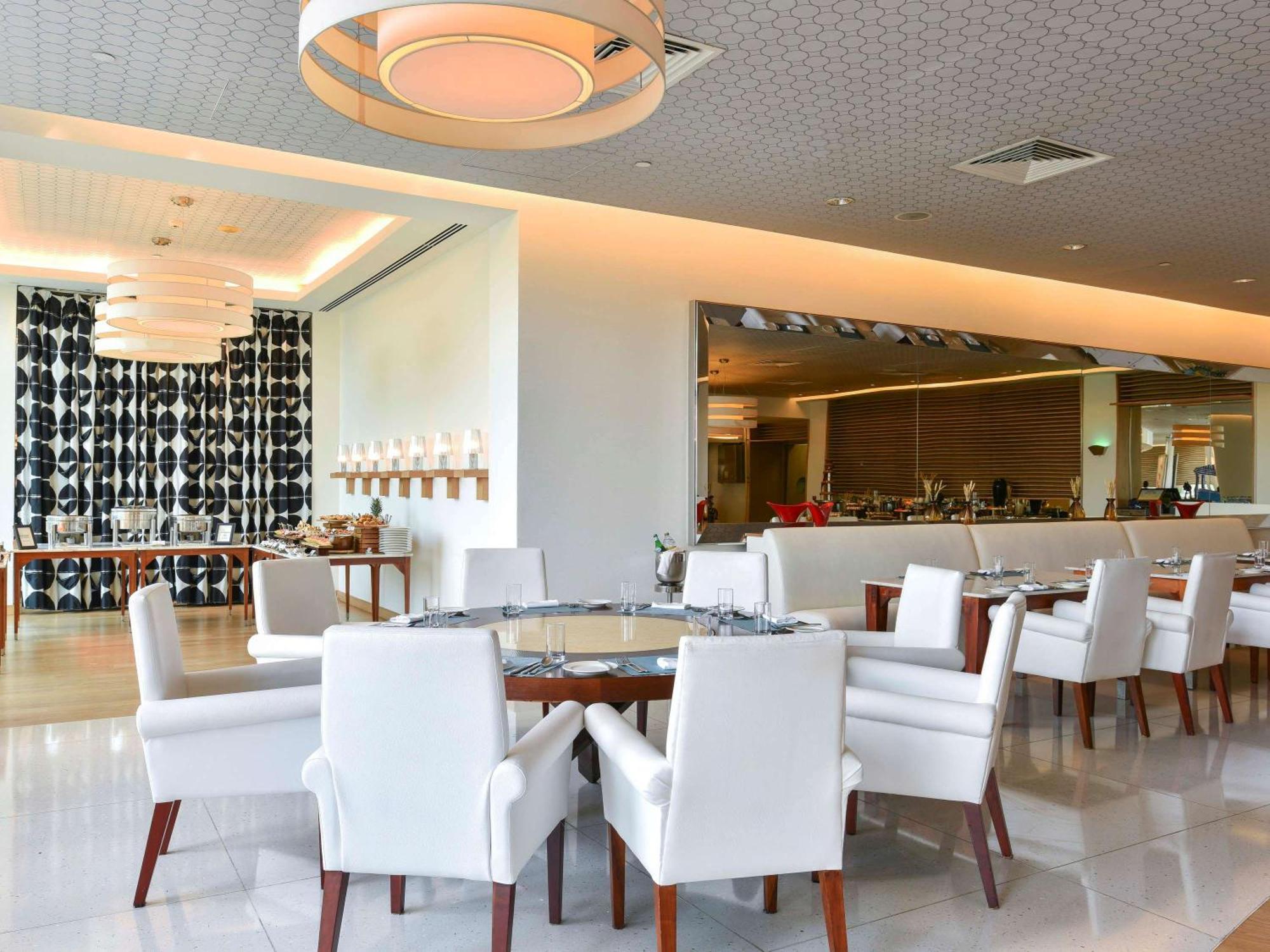 Hotel Raffles Dubai Esterno foto The restaurant