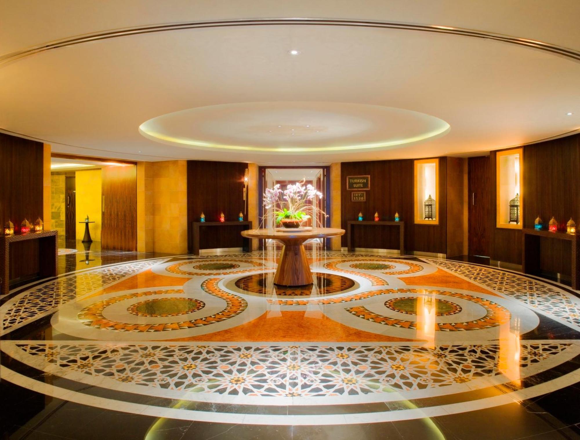 Hotel Raffles Dubai Esterno foto The lobby of the hotel