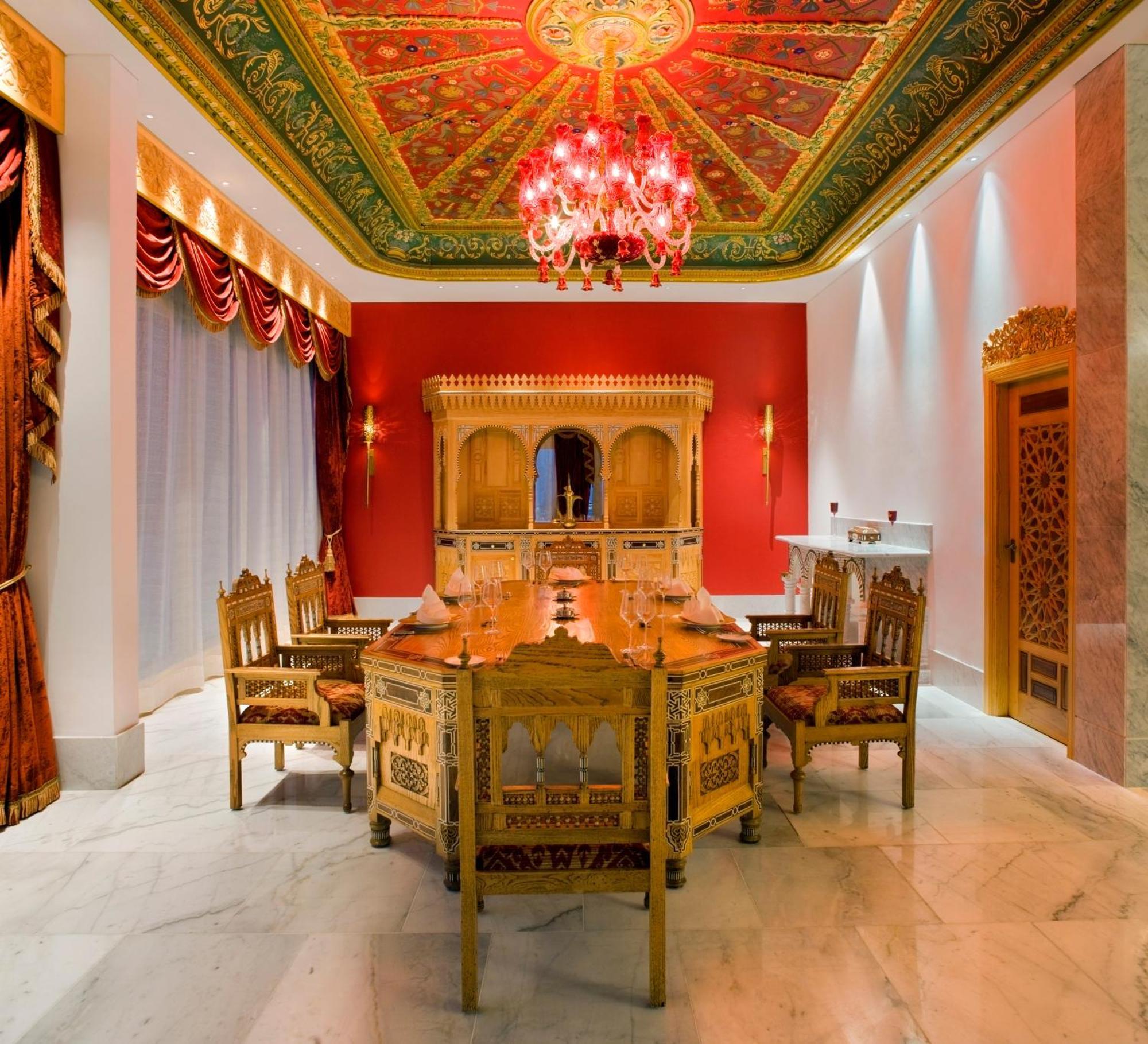 Hotel Raffles Dubai Esterno foto The dining room