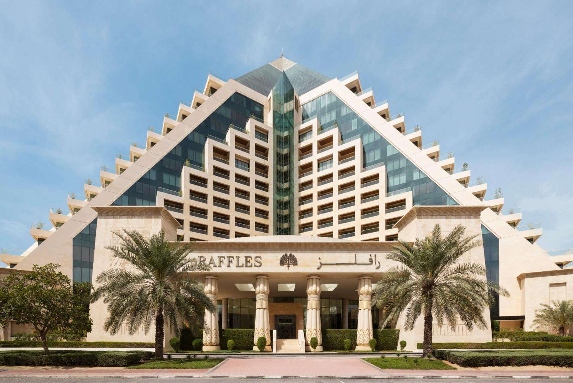 Hotel Raffles Dubai Esterno foto The Pyramids Hotel